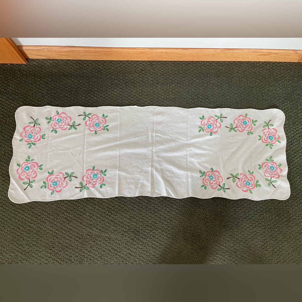 Vintage Pink Rose Linen Embroidered Table Runner Floral cottage core Granny